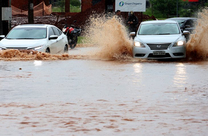 Atenção aos municípios que já sofreram com as últimas chuvas, havendo risco de novos alagamentos e inundações.